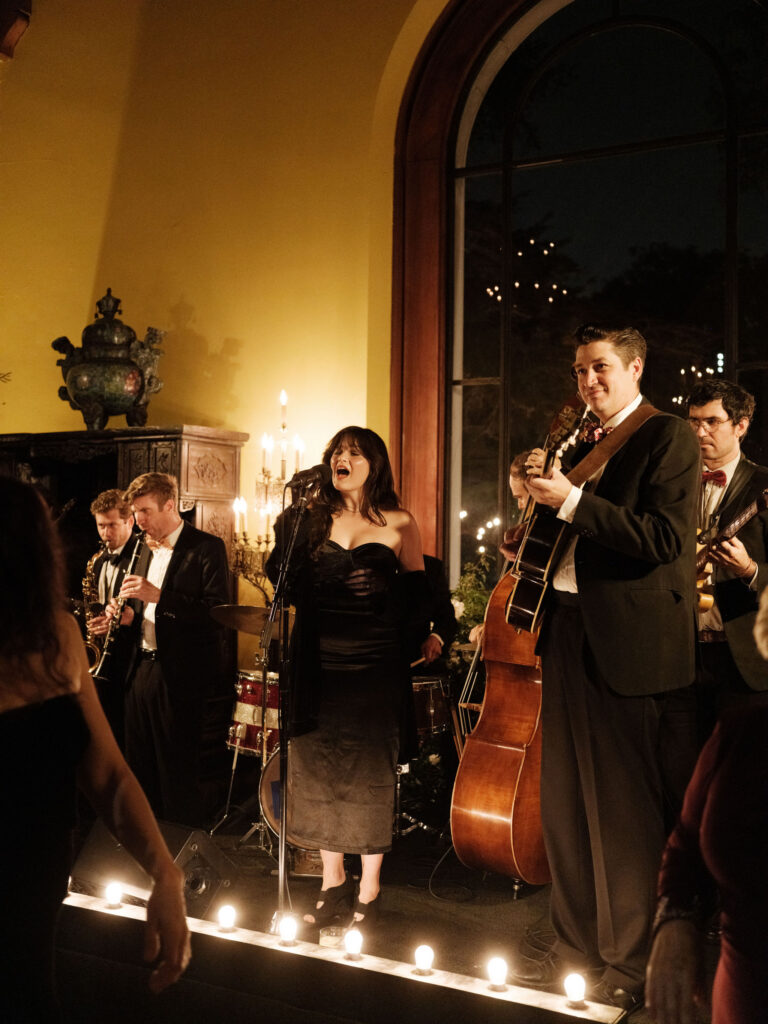 Paramour Estate Wedding - RMBO Studio - Live Band Hi Fi Honeydrops